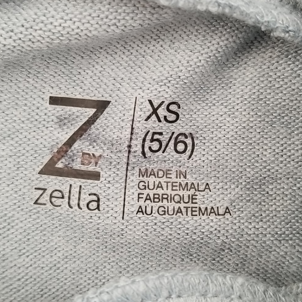 Zella soft cozy Cowl neck with thumb holes - Picture 4 of 7